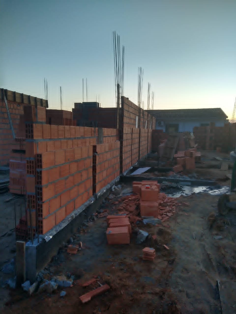 INÍCIO Construtora e Incorporadora